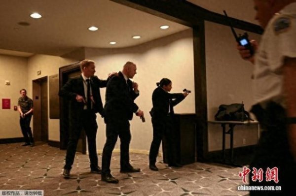 白宫晚宴枪击案嫌疑人被控企图刺杀特朗普