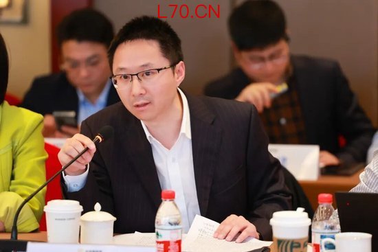 金融智能体的“痛”与“通”