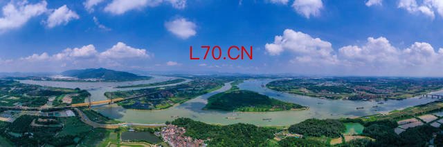三江汇流地理奇观。
